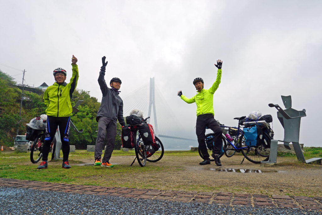 しまなみ自転車キャンプ　大三島　サイクリストの聖地碑